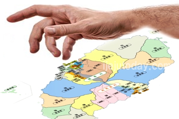 제주 난개발의 '주범'은 누구일까? 문대림 후보 측은 원희룡 지사를, 원희룡 후보 측은 우근민 전 지사를 겨냥하며 공방을 이어가고 있다. 문대림 후보 측의 '원도정 심판론'을 무력하게 만드는 우근민 전 지사의 행보. 우근민 전 지사는 죽은 권력일까 살아있는 권력일까?(사진=제주투데이DB)