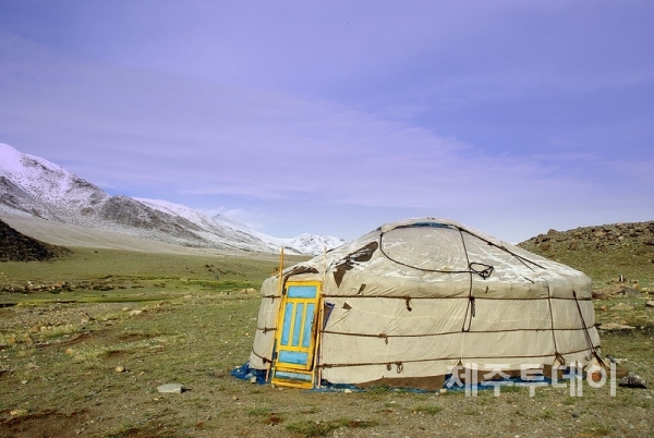 몽골의 주거 형태 중 하나인 '게르'. (사진=플리커닷컴)