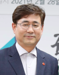 홍명환 전 제주도의원