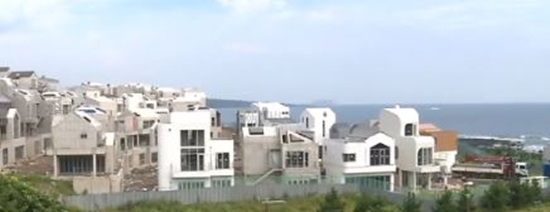 공사 중단 된 예래동 휴양형 주거단지. 지난 2016년 촬영한 모습. (사진=제주투데이DB)