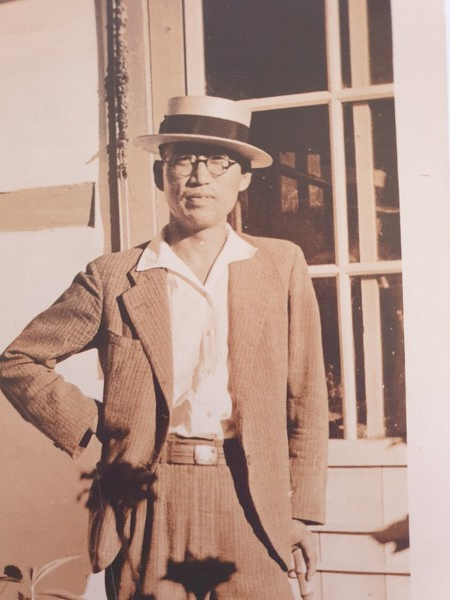 석주명 송도고보 박물교사로 재직당시인 1941년 9월에 찍은 사진. (단국대 석주선기념박물관)