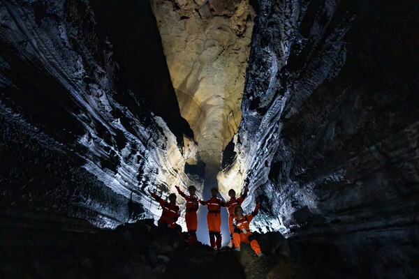  만장굴의 전체 구간을 탐사하는 ‘만장굴 전구간 탐험대’가 지난 1일부터 6일까지 진행됐다. (사진=2022 세계유산축 제주 제공)