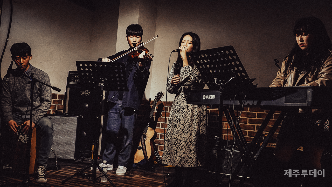 밴드 이강. (사진=락하두)