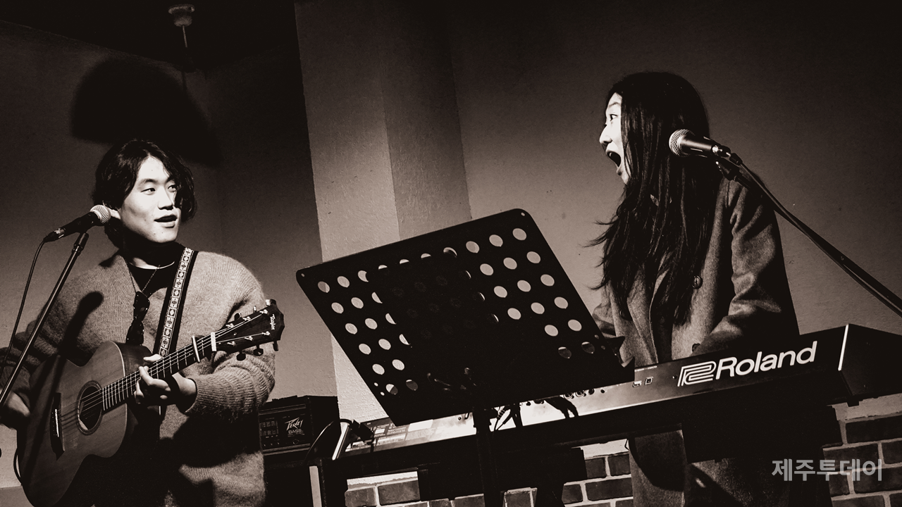 키타와 올겐. (사진=락하두)