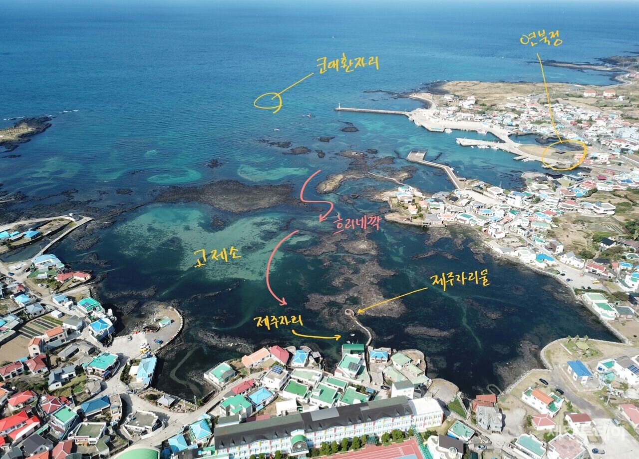 군대환이 정박하려면 충분한 수심이 필요합니다. 하여 ‘군대환자리’는 조천포에서 상당히 떨어진 곳에 있습니다. ‘군대환자리’에 정박한 후 군대환은 종선(從船)을 띄워서 조천포로 승객과 화물을 운송했다고 합니다. (사진=고승욱)