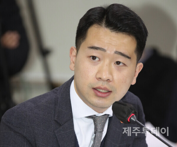 강경흠 의원 (사진=제주도의회)