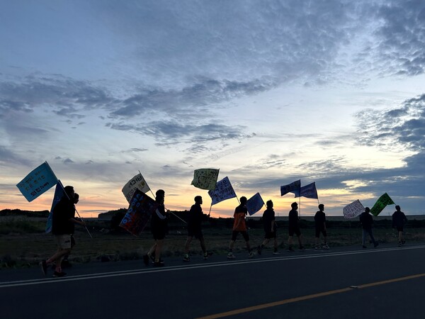 볍씨학교 학생들이 지난 2일부터 3일까지 제주도내 100km를 행진했다. (사진=제주볍씨학교 제공)