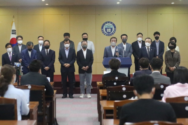 2022년 6월, 제주특별자치도체육회는 전 간부의 강제추행 사건과 관련하여 기자회견을 열어 공식사과를 했다. (사진=박지희 기자)