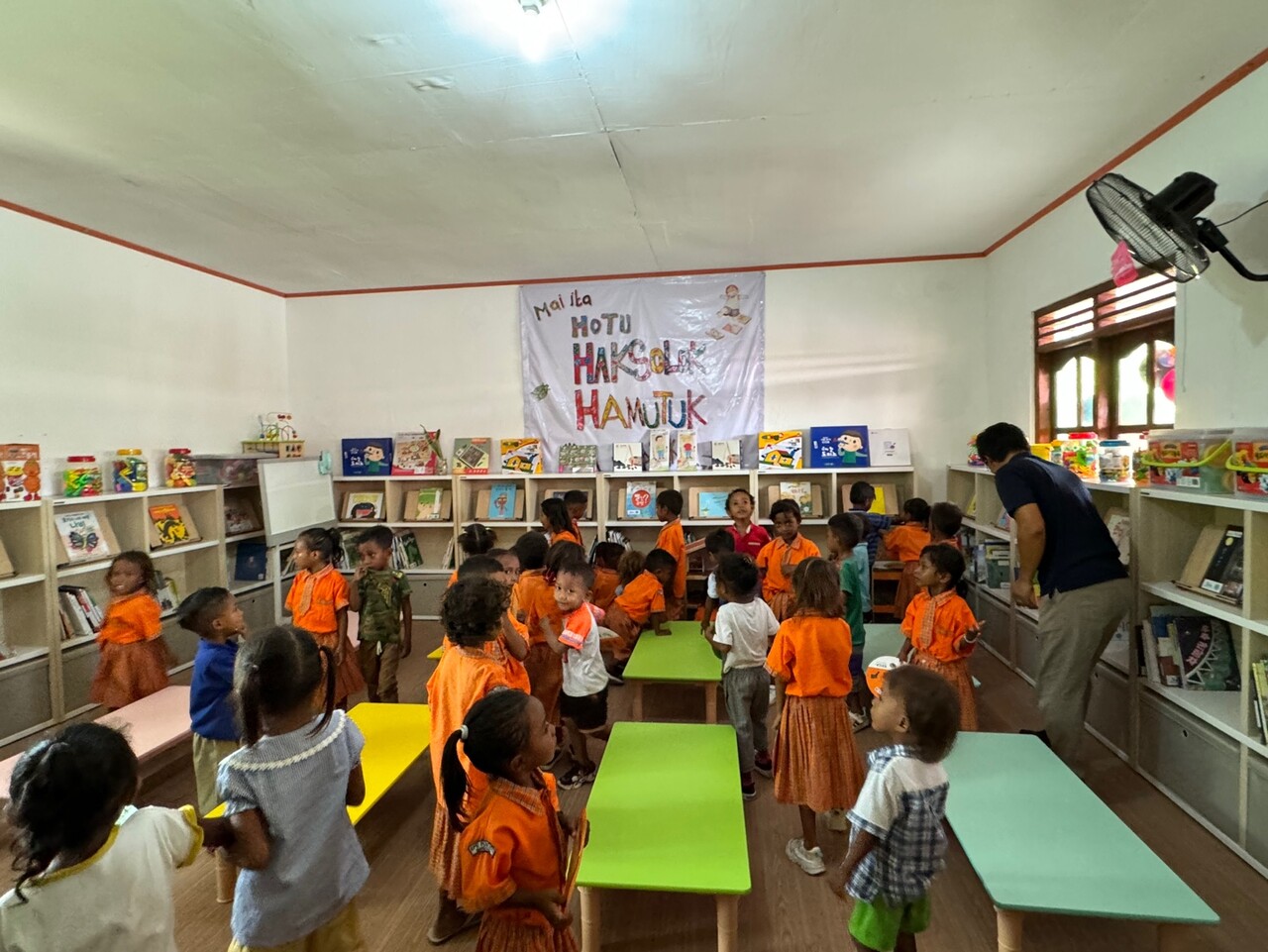 글로벌이너피스의 국제개발협력(ODA) 사업의 일환으로 지난 18일 개관한 동티모르에 7번째 제주평화어린이도서관. (사진=글로벌이너피스 제공)