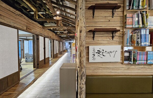 북초등학교 김영수도서관 실내(사진=김재훈 기자)