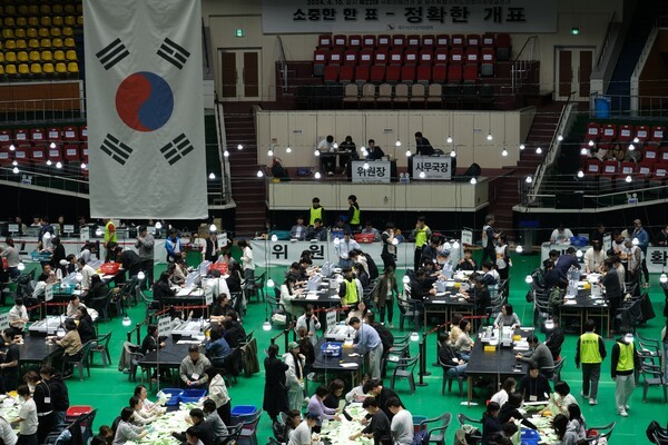 22대 국회의원 선거 개표장면/ 사진 제주투데이 