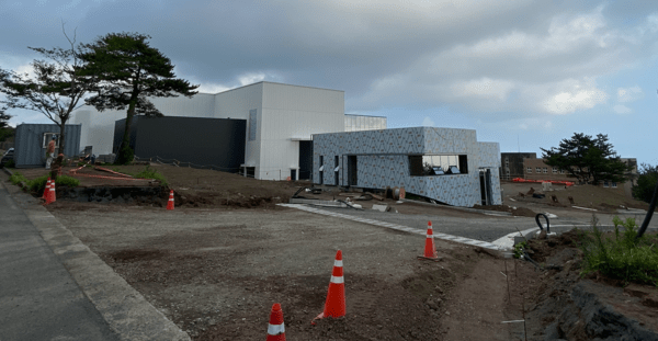 옛 탐라대 부지내 한화 시스템의 우주센터 건설 공사가 올해 10월 말 완공을 앞두고 있다(사진=최성희)