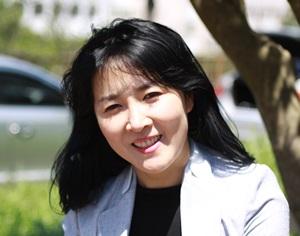 [김상미의 행복한 방앗간] 문 밖에 떠도는 아이들의 인권