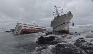 제주 토끼섬 어선 실종자 수색 작업 한창...남은 실종자 1명