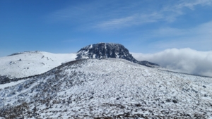 한라산과 산악열차, 그 부적절함에 대하여