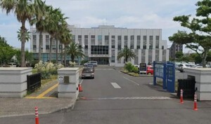 난민 신청 거부하는 제주출입국·외국인청의 &apos;법기술&apos;